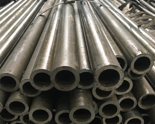 Qigang-Kohlenstoffstahl-Rohr-Rohr Q235 Q255 Q275 A106 GRAD 8 API 5L